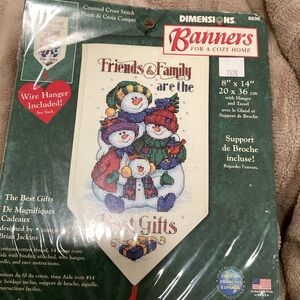 NEW Dimensions Counted Cross Stitch Kit “Friends are Family” 8696 8X14